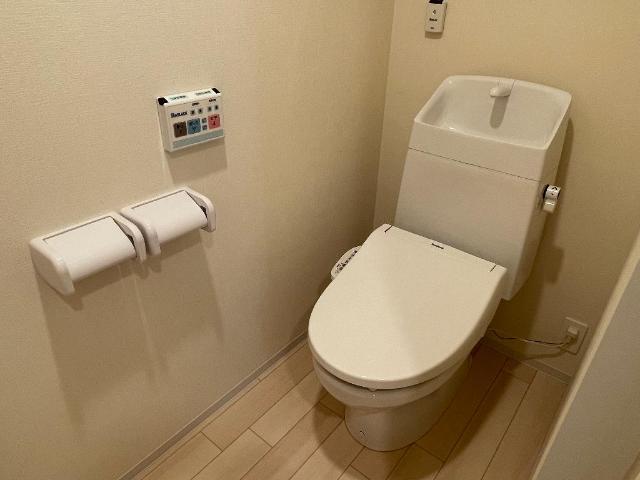 Ｎｅｌｋｅ（ネルケ）103号室 シャワー付トイレ