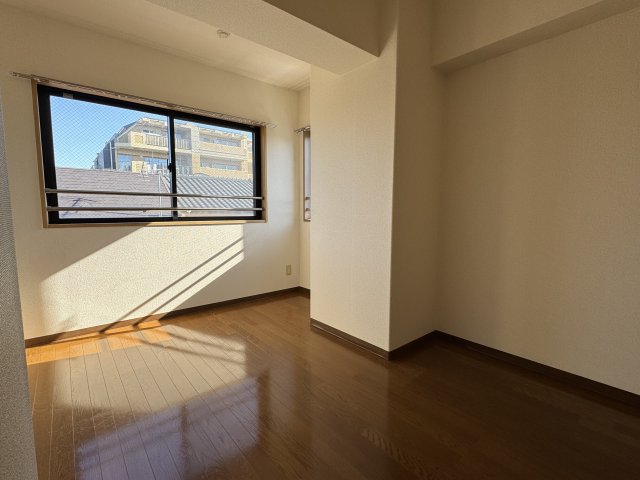 アーバンフォレスト・森田 同間取り別部屋の写真です。