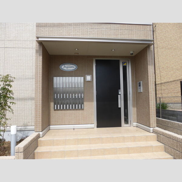 アグスター310号室 エントランス