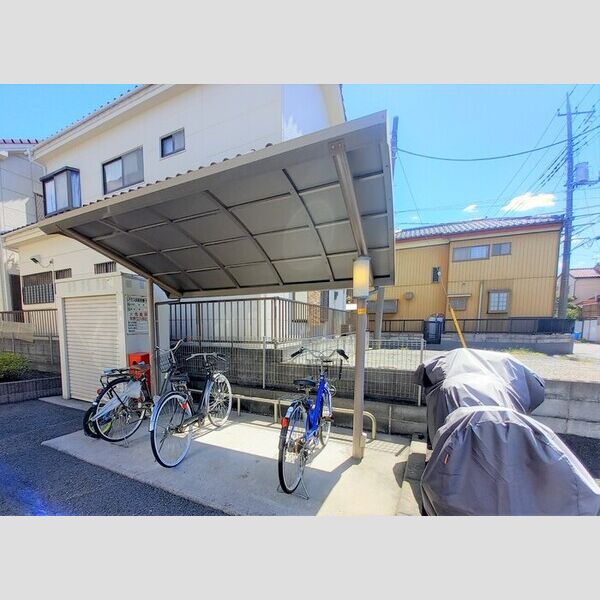 サン ガーデン 駐輪場