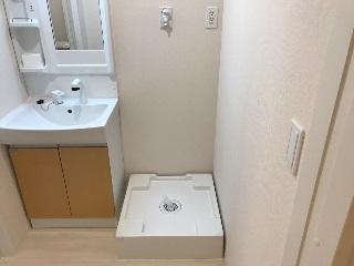 モン・シェール202号室 洗濯機置場