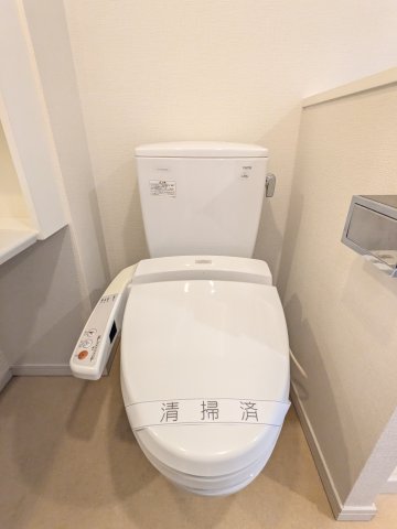 リュクス千歳船橋702号室 トイレ