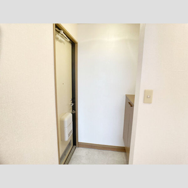 エクレール　B棟 玄関