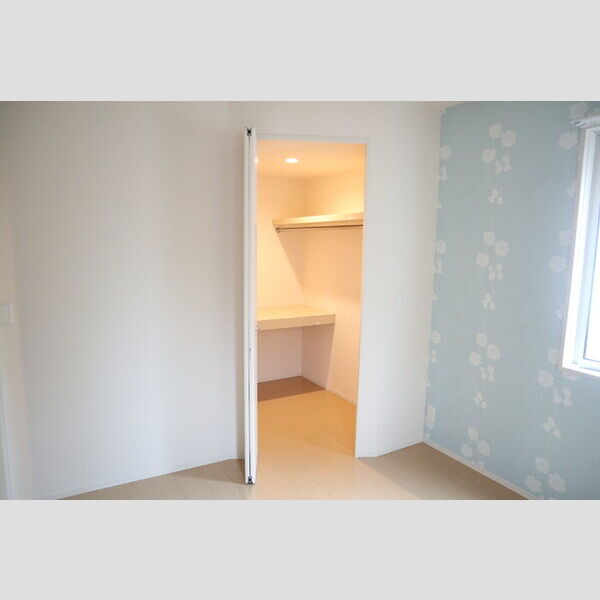 ルピナス　参番館 ウォークインクローゼット