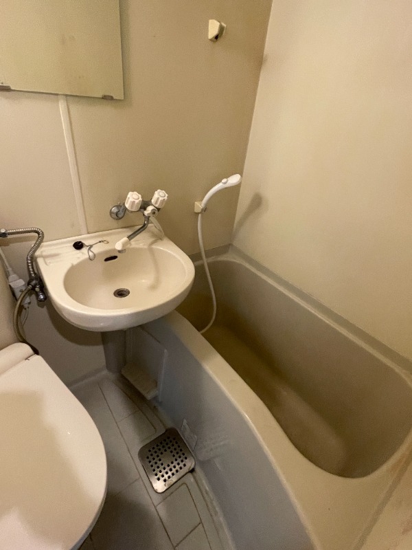 ポートシティ伊勢佐木町702号室 同建物別部屋の参考画像