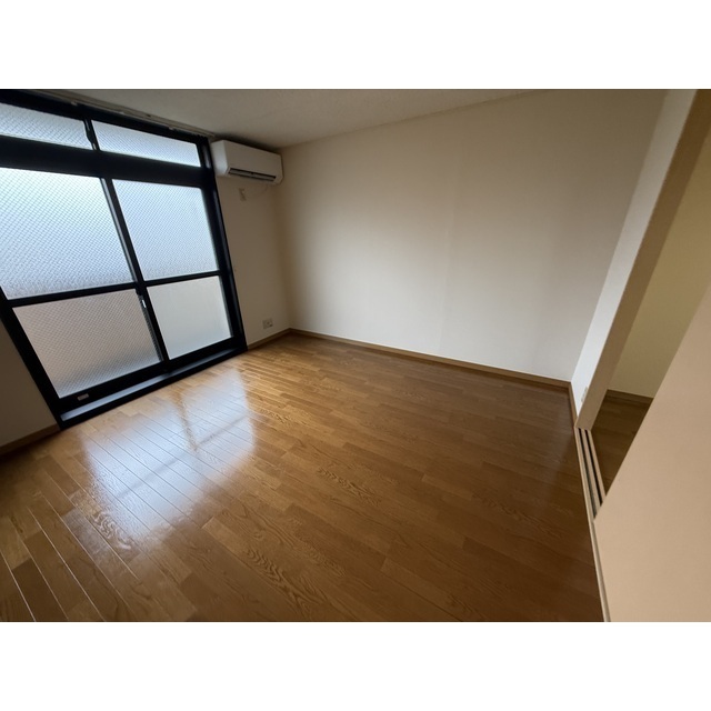 ブランドール北之幸谷 リビング