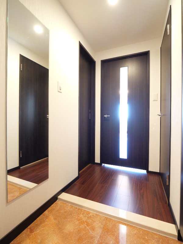 プレジオ西新井3階 玄関