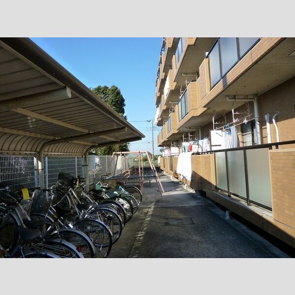 ユイト・SVP 駐輪場