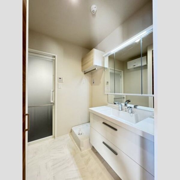 フレジア201号室 ゆとりの水回り♪