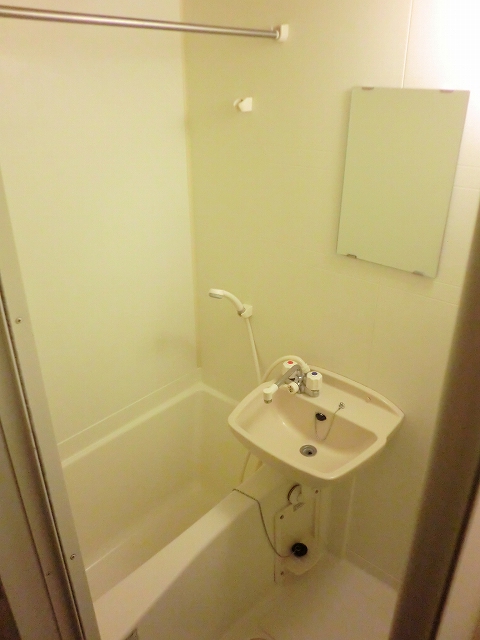 レオパレスＭ＆Ｋ 玄関