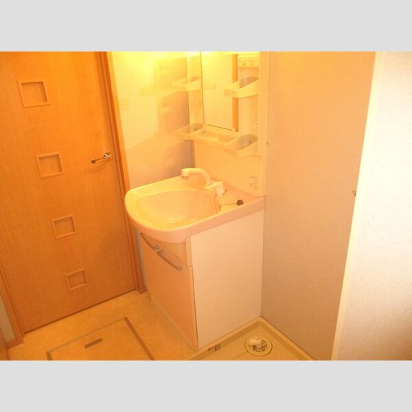 ロジュマン マエバラDEF 洗髪洗面化粧台