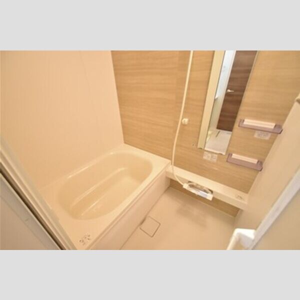 D-room浜町102号室 バス