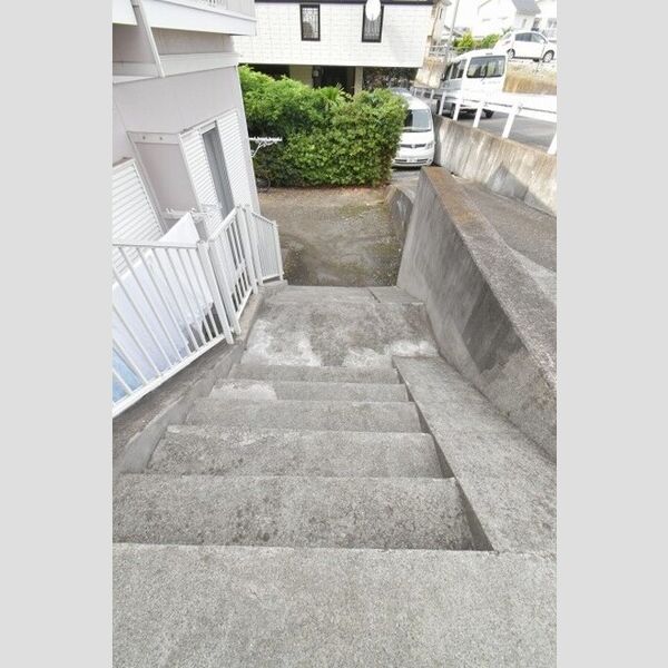 サンファミールSY102号室 エントランス