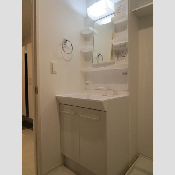 ノワール・エ・ブラン 洗髪洗面化粧台