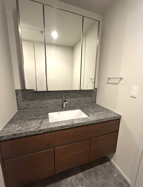 ＷＯＲＬＤ　ＴＯＷＥＲ　ＲＥＳＩＤＥＮＣＥ 2025年12月撮影