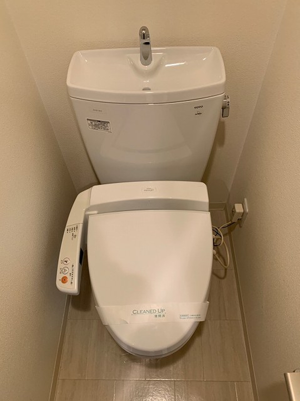 コンシェリア新宿ＥＡＳＴ6階 トイレ