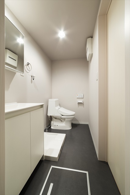 ルーチェ2階 シャンプードレッサー　温水洗浄トイレ