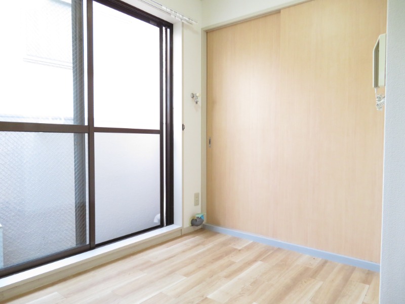 メゾン泉水1階 ＊別号室の写真となります。