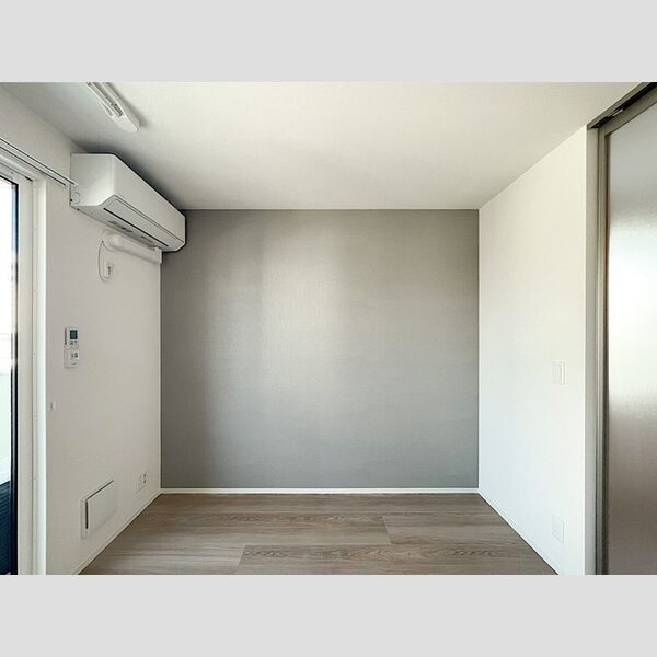 セレスティア白鳥201号室 洋室約4.6帖