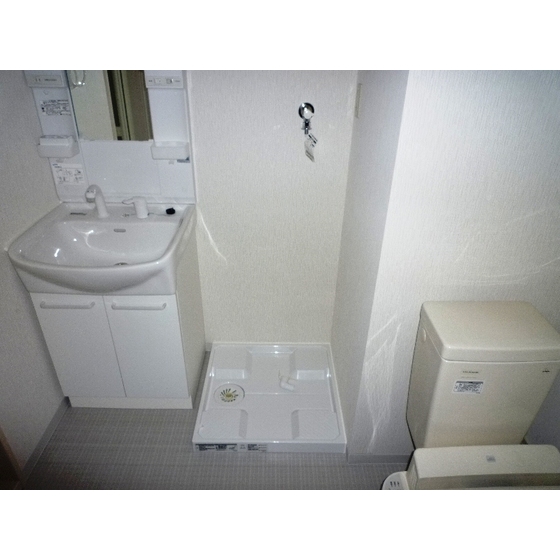 プレイズ　レイ 内観