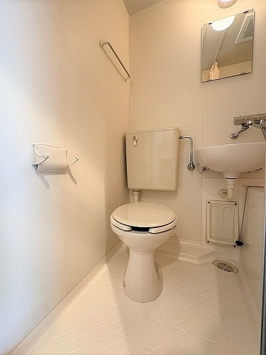 ハウス・エプタ3階 トイレ