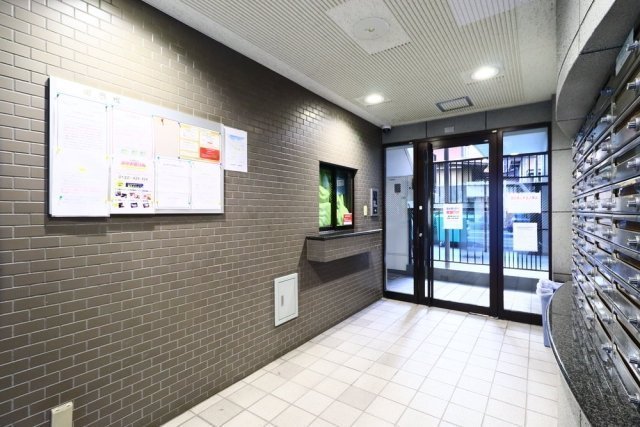 ロイヤルパレス川崎本町 エントランス