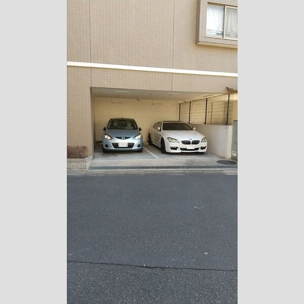 カスタリア森下0702号室 駐車場
