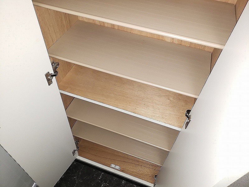 レオネクストＲＥＮ 内観