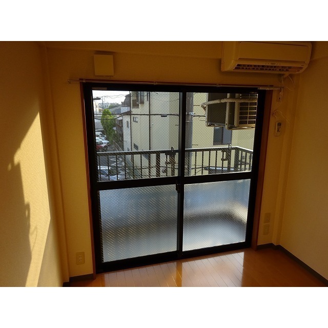 ドーチェスター大宮 リビング