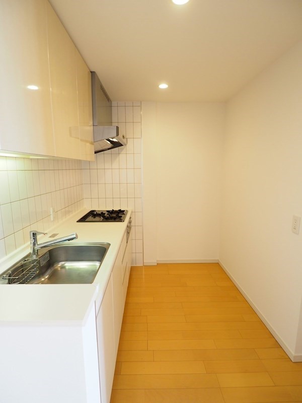 レジディアタワー上池袋（タワー棟）13階 キッチン