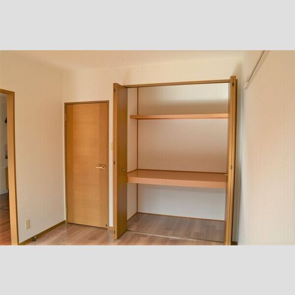 グランメールハイム　壱番館102号室 洋室①(別角度)