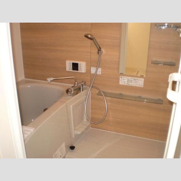 ヴィルヌーヴ　B棟 浴室