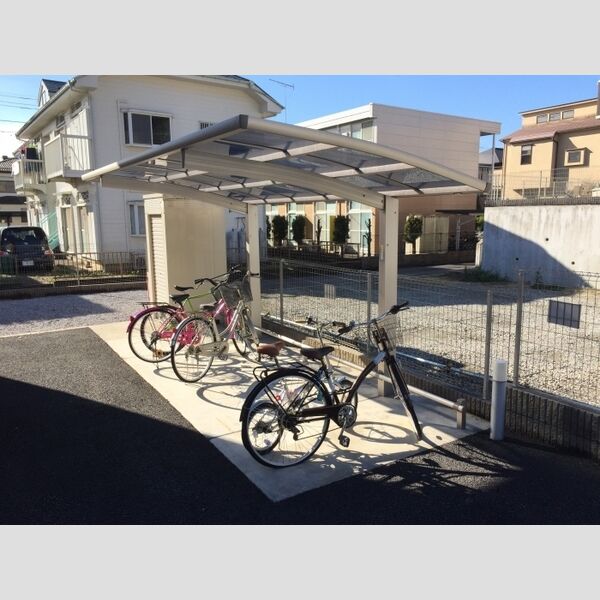 ベルテ 屋根付き駐輪場