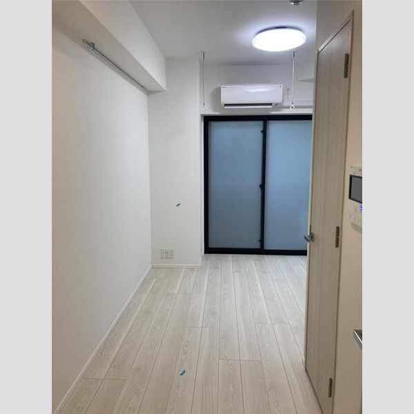 S-RESIDENCE目黒大岡山404号室 リビング