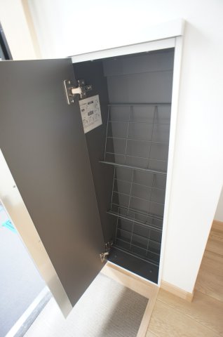 Ａｖａｎｔｉ小仲台0103号室 玄関です