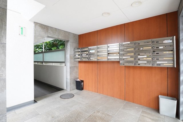 セントヒルズ上北沢2階 エントランス