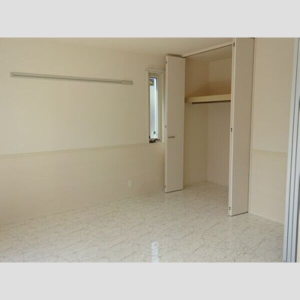 ソフィアコート　弐番館107号室 収納