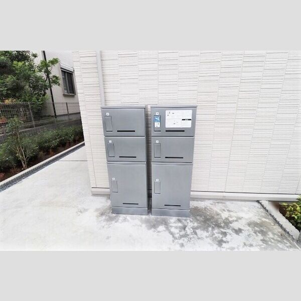 ライハ 宅配ボックス