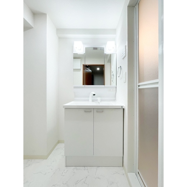 アーバハイツ六町環七北通り0703号室 内観