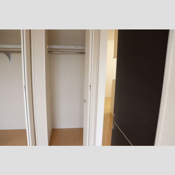 Y.K.花畑203号室 クローゼット