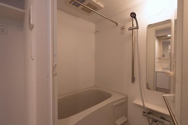 ASTILE市谷柳町 バス