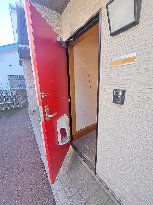 サンヴィアーレ・T 玄関