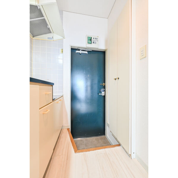 レオパレスブランカ0103号室 玄関