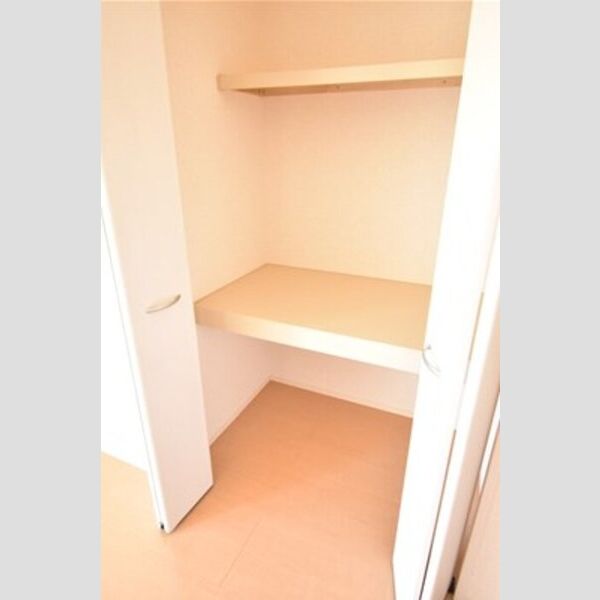 ベルフローラC 収納