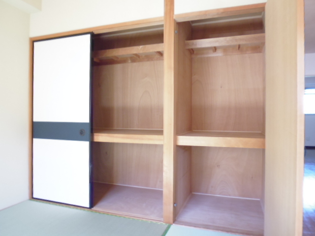 ロイヤルパークヒル 収納