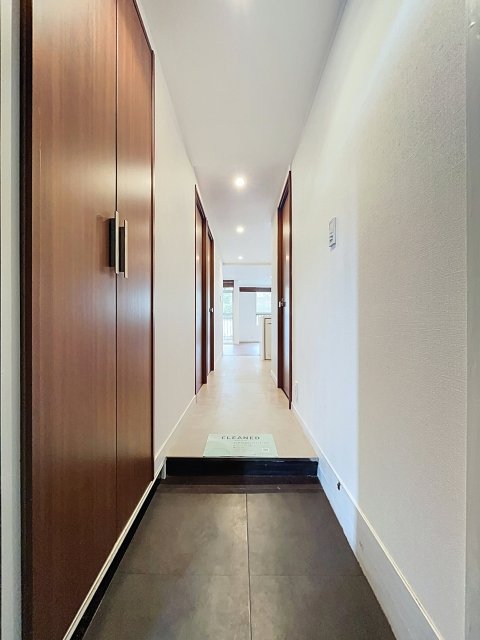 三田第二コーポラス 玄関