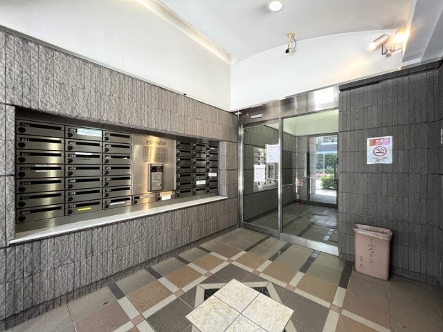 ア・ヴェーラ並木2階 エントランス