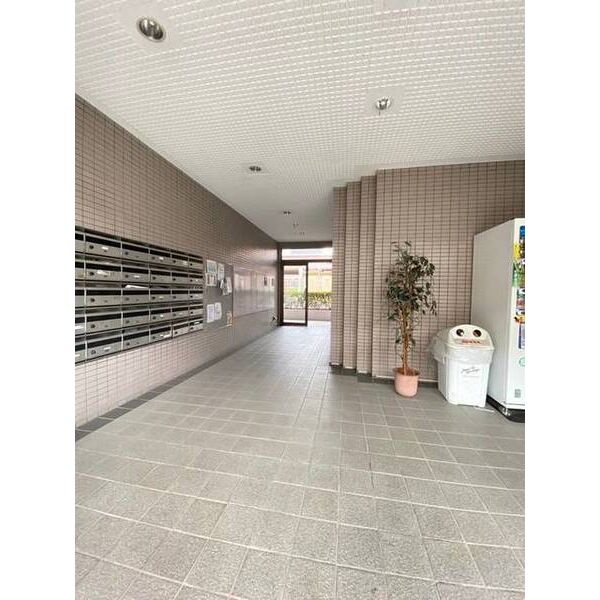 グリーンガーデン武蔵浦和 エントランス