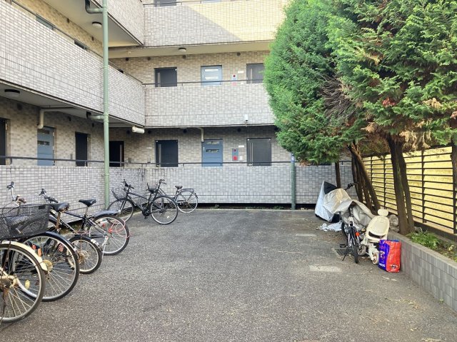 プライムアーバン武蔵野ヒルズＢ棟B213号室 自転車駐輪場（無料）