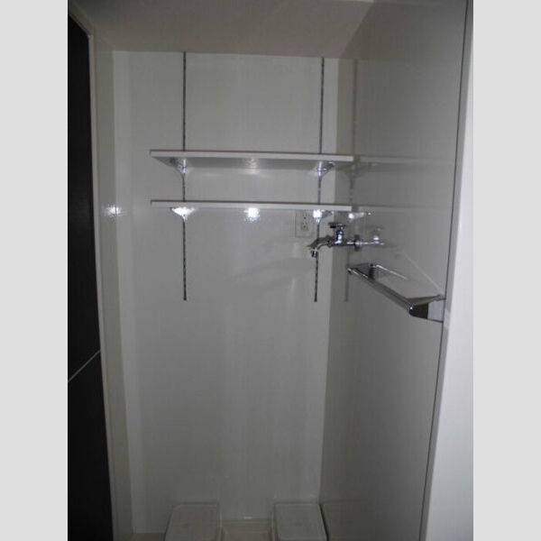 キャピタル 洗面室の棚